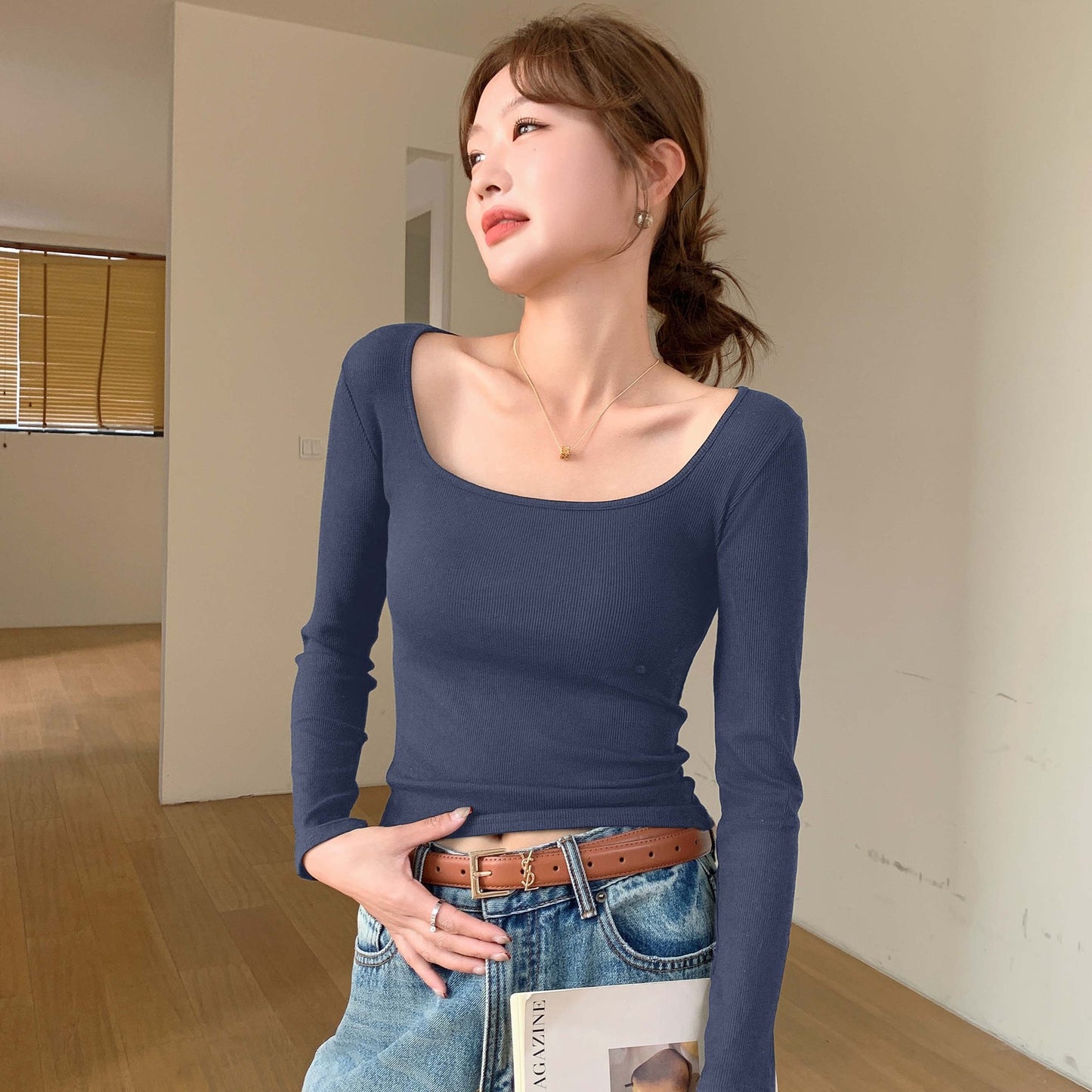 Women's Thread Big U-neck Long-sleeved Top Spring