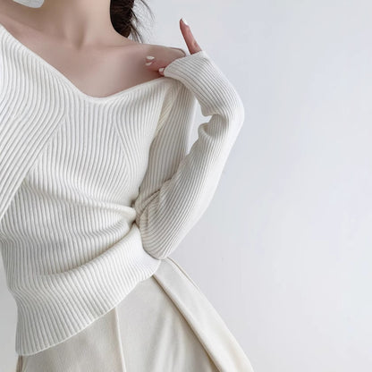 Petal Collar Knitted Off-shoulder Inner Bottoming Sweater