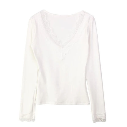 Lace Trim V-neck Undershirt